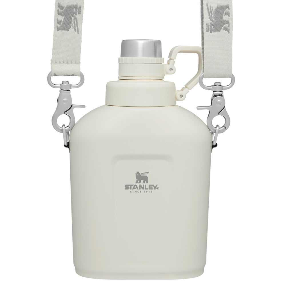 Stanley 1.1 QT Classic Canteen with Carrying Strap in Cream